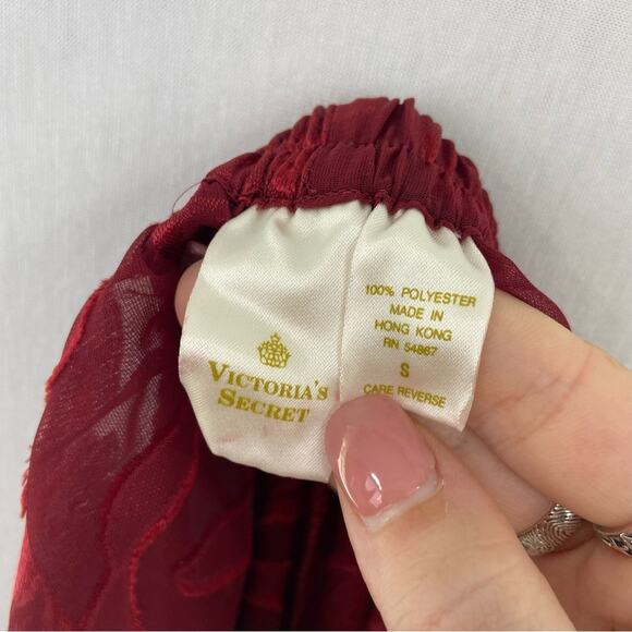 Vintage 80s Victoria Secret Red Pajama Set Small Sheer Metallic Floral Jacquard - Picture 11 of 11